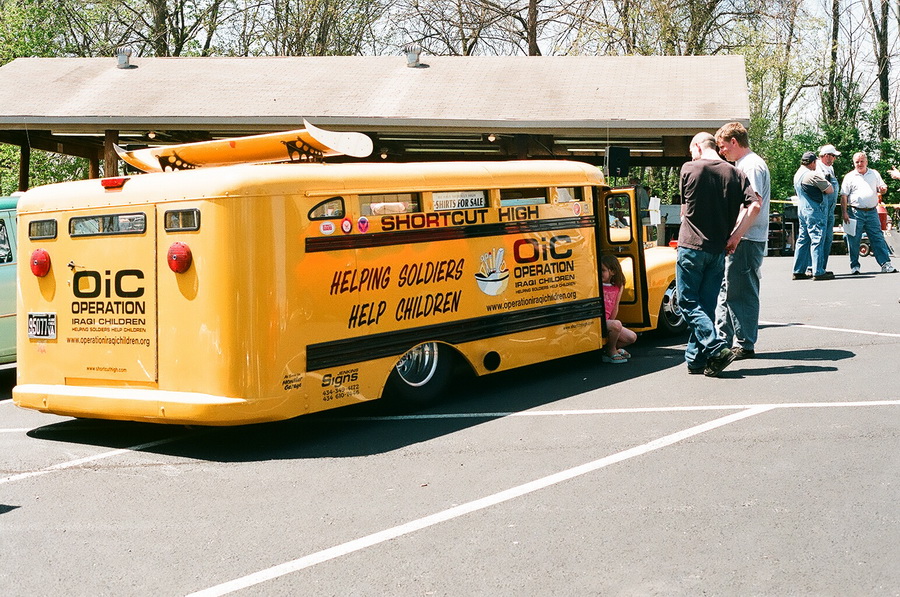 car show apr.18.2009-shortcut high bus