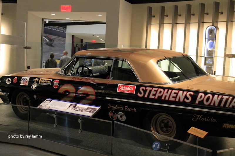 fireball Roberts Pontiac 22