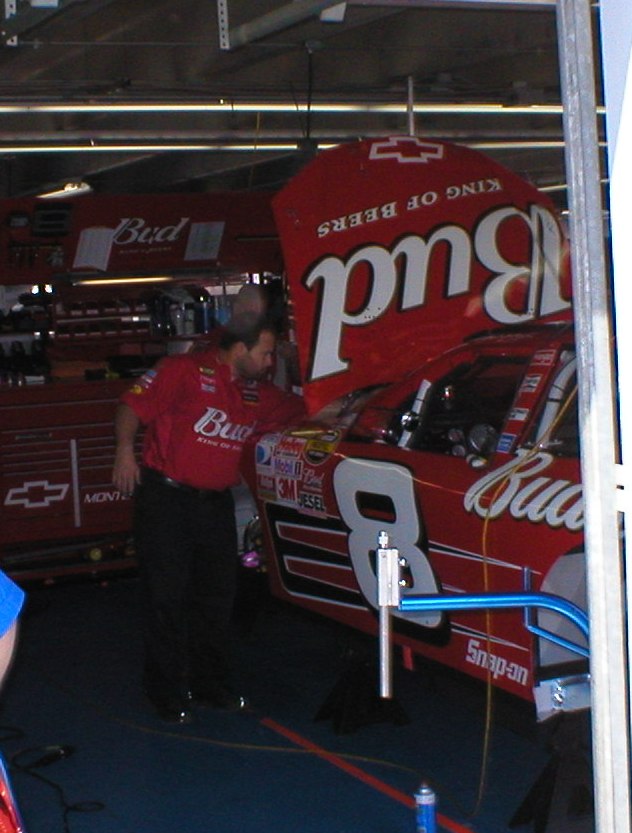 Bud Garage b