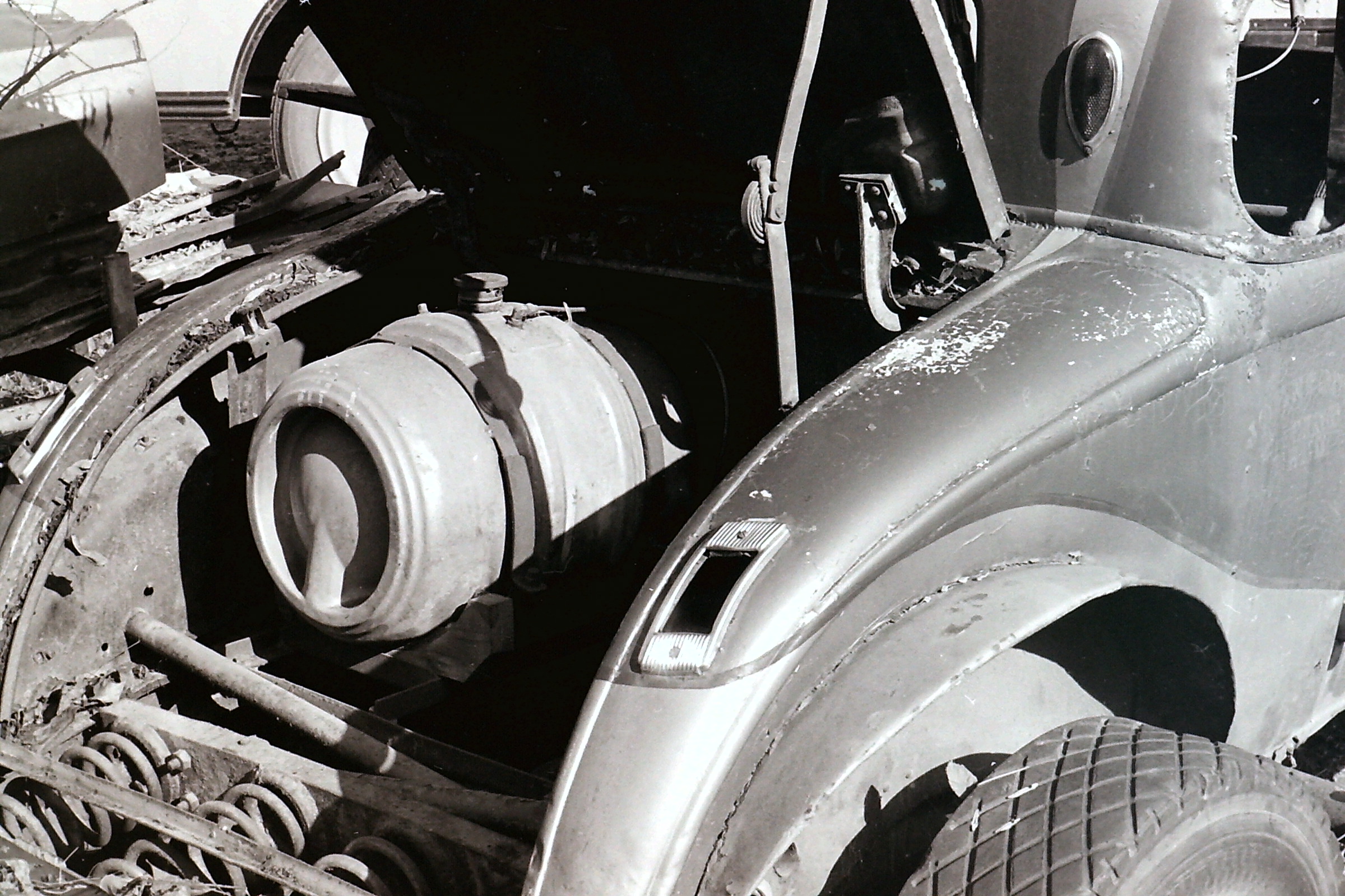 More photo’s from Cal Johnson’s fleet of old race cars.