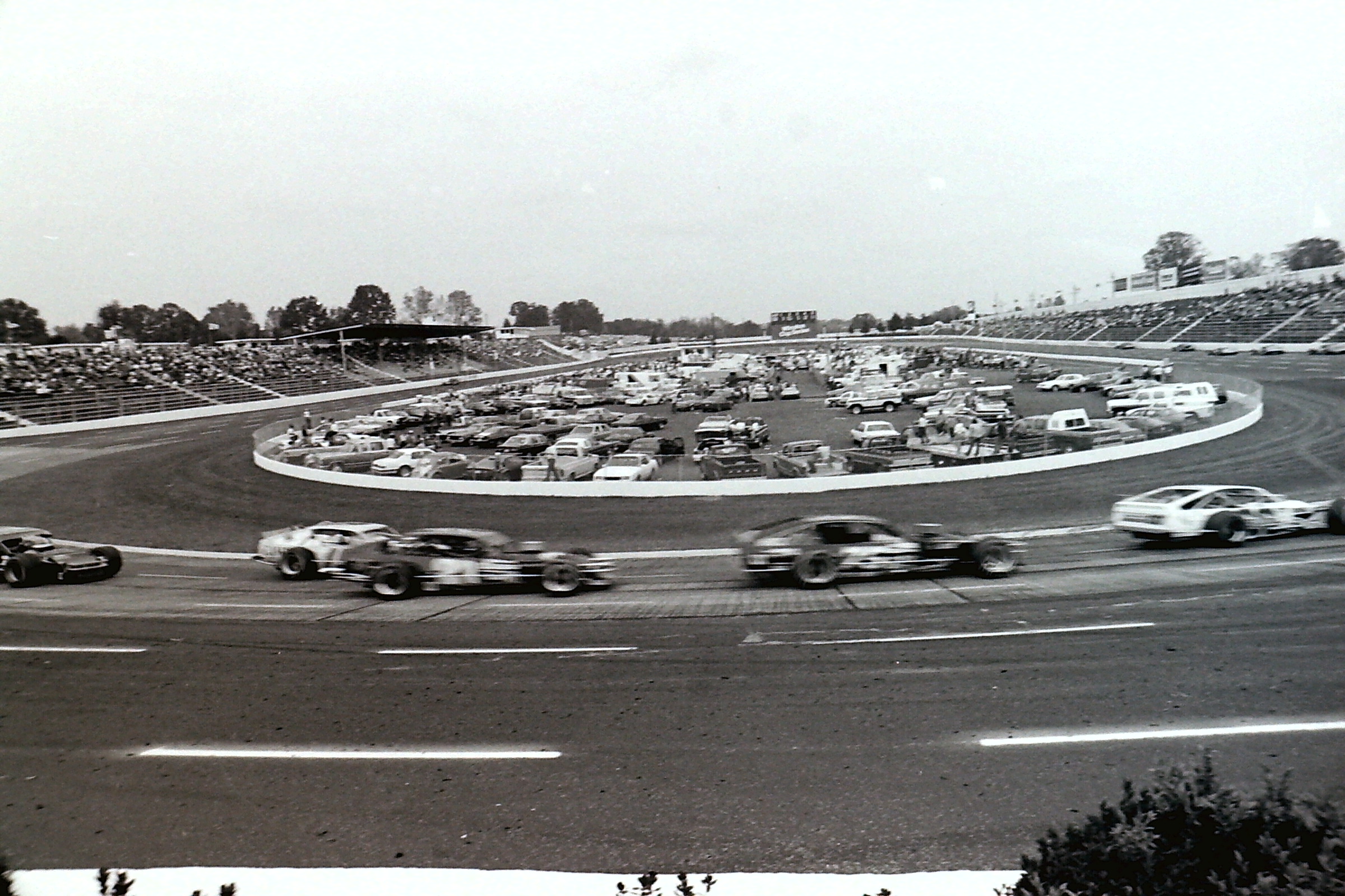 Modified’s at Martinsvill around 1986. I can recall (with a press pass) being able to…
