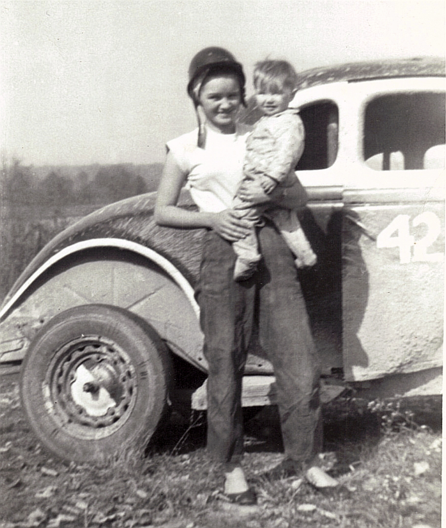 Mildred and Chuck Renshaw 1952