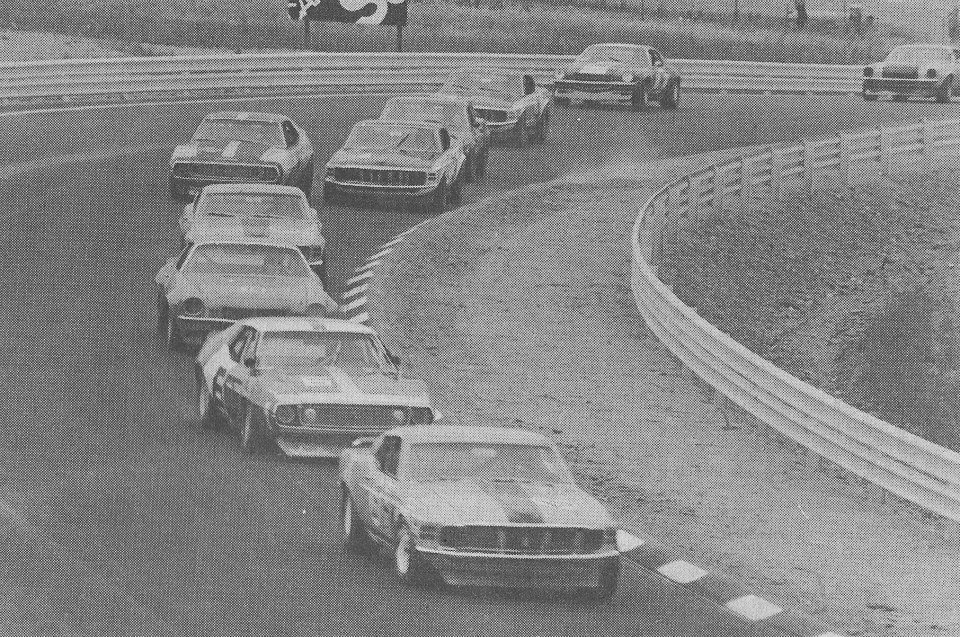 Watkins Glen 1971 Trans Am Serie first lap