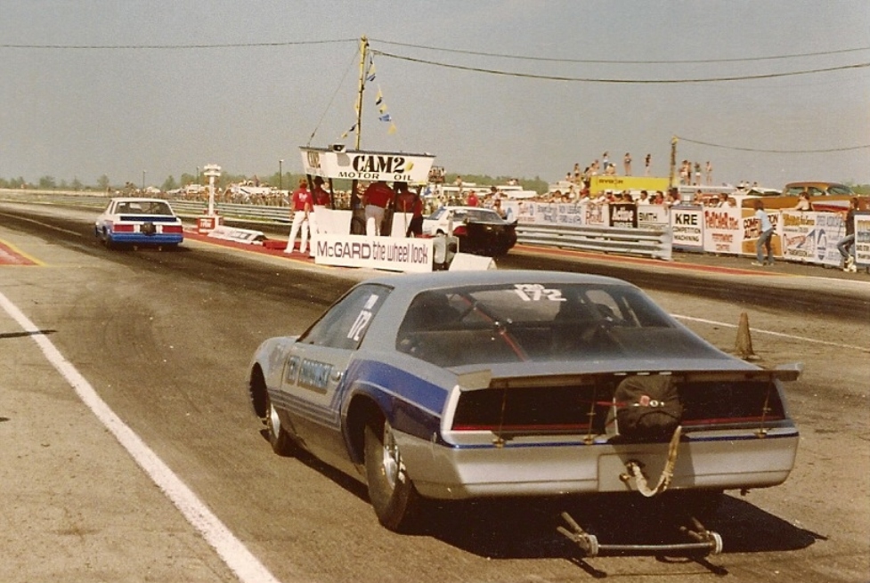 Ted Borowski waits behind Jim Ehlen and Bill Kuhlmann at 4 car match race at Cuyuga…