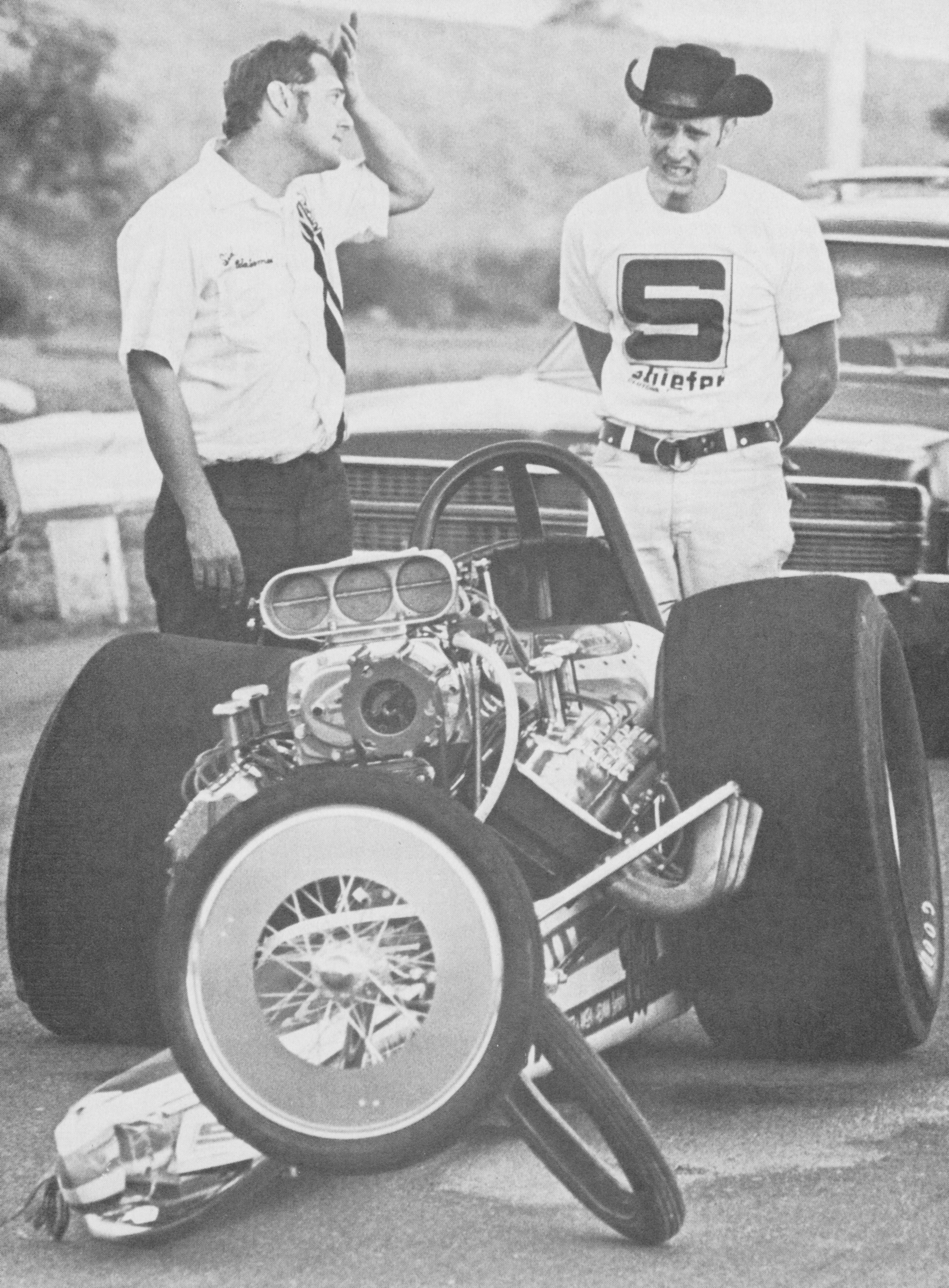 FUN-AT-THE-DRAGS