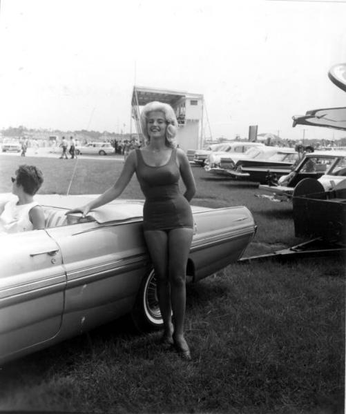 linda vaughn 1962