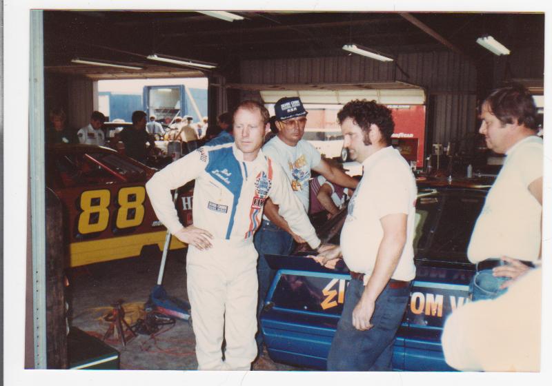 bob senneker and crew