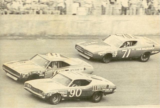 Bobby Issac #71 -Joe Frasson #18- Bill Dennis #90