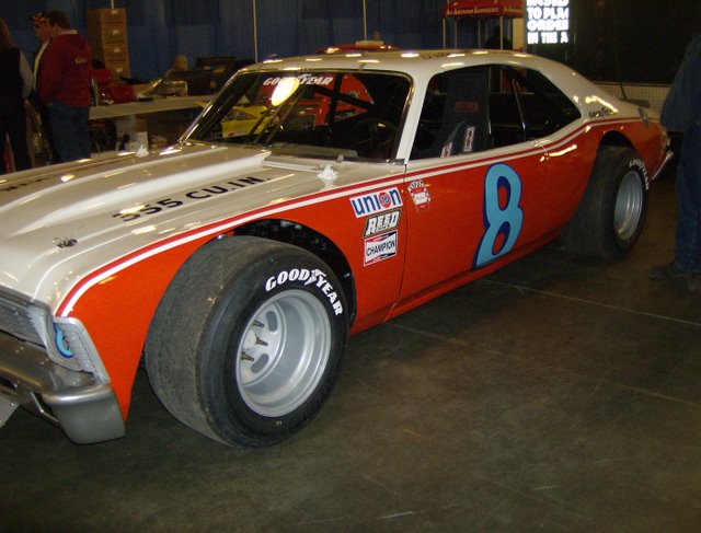 8 Nova