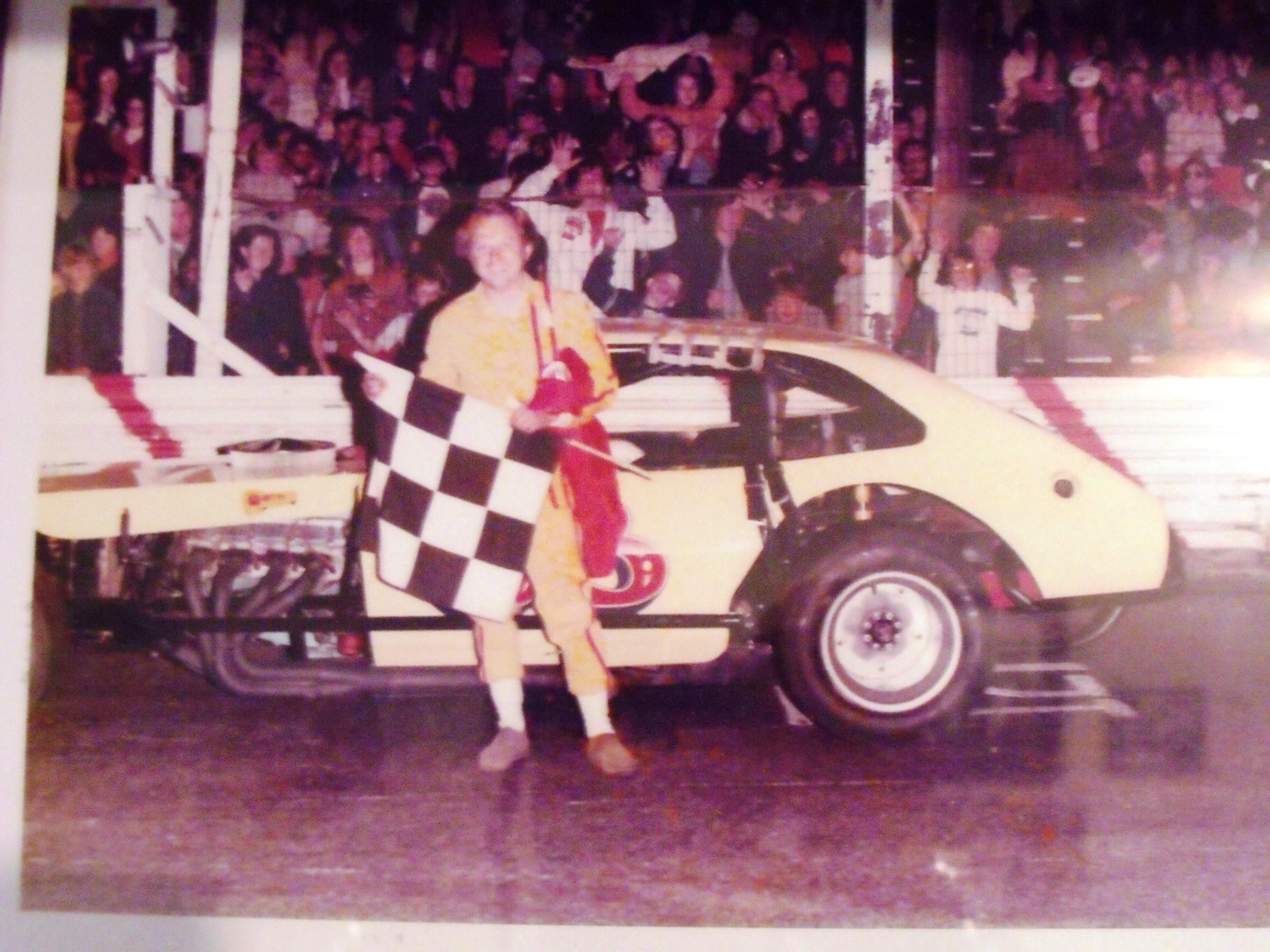 Charlie Seibert #83.