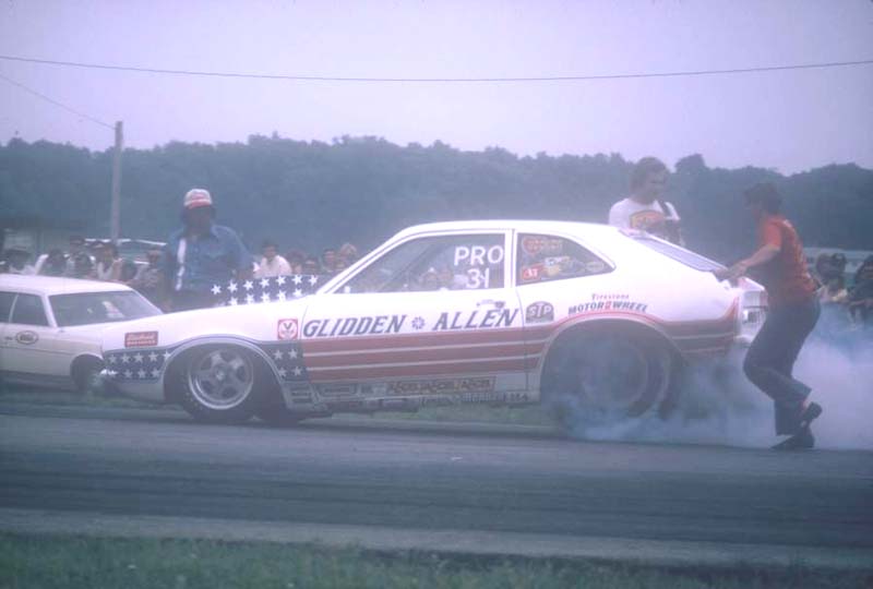 Bob Glidden burnout 1974 Springnts photo by Todd Wingerter