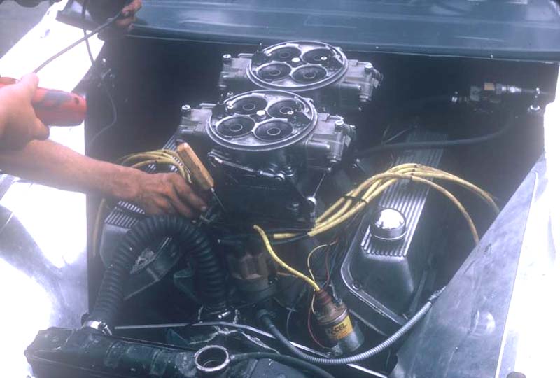 Bob Glidden engine Small block 1974 Springnts photo by Todd Wingerter