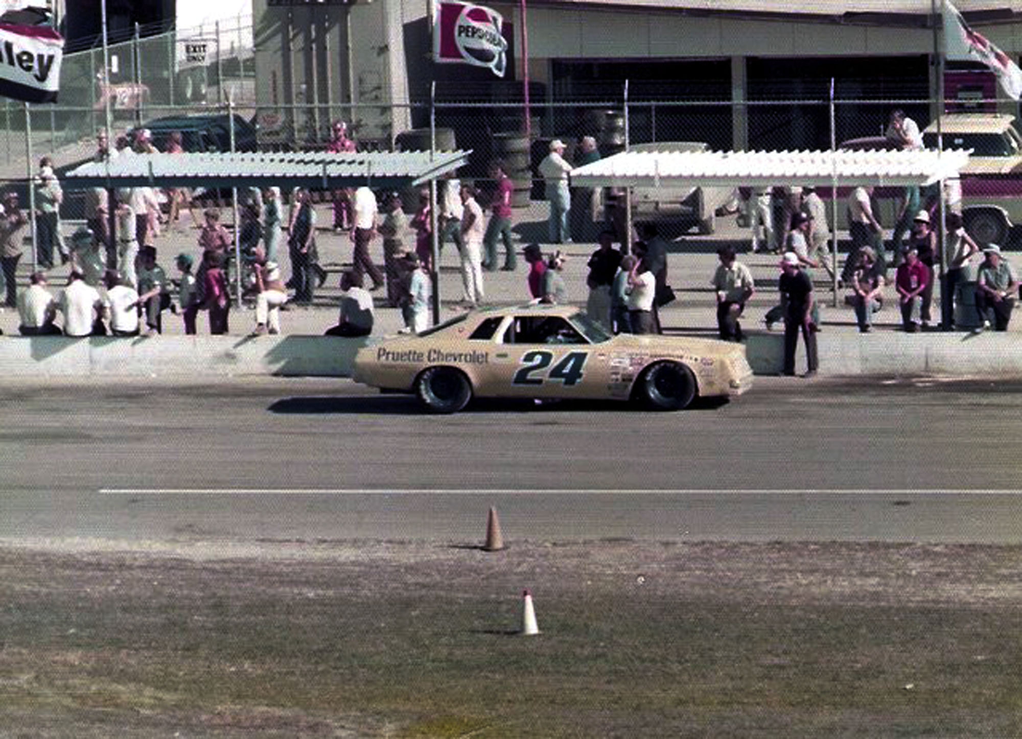 Cecil Gordon, Dayton 1976