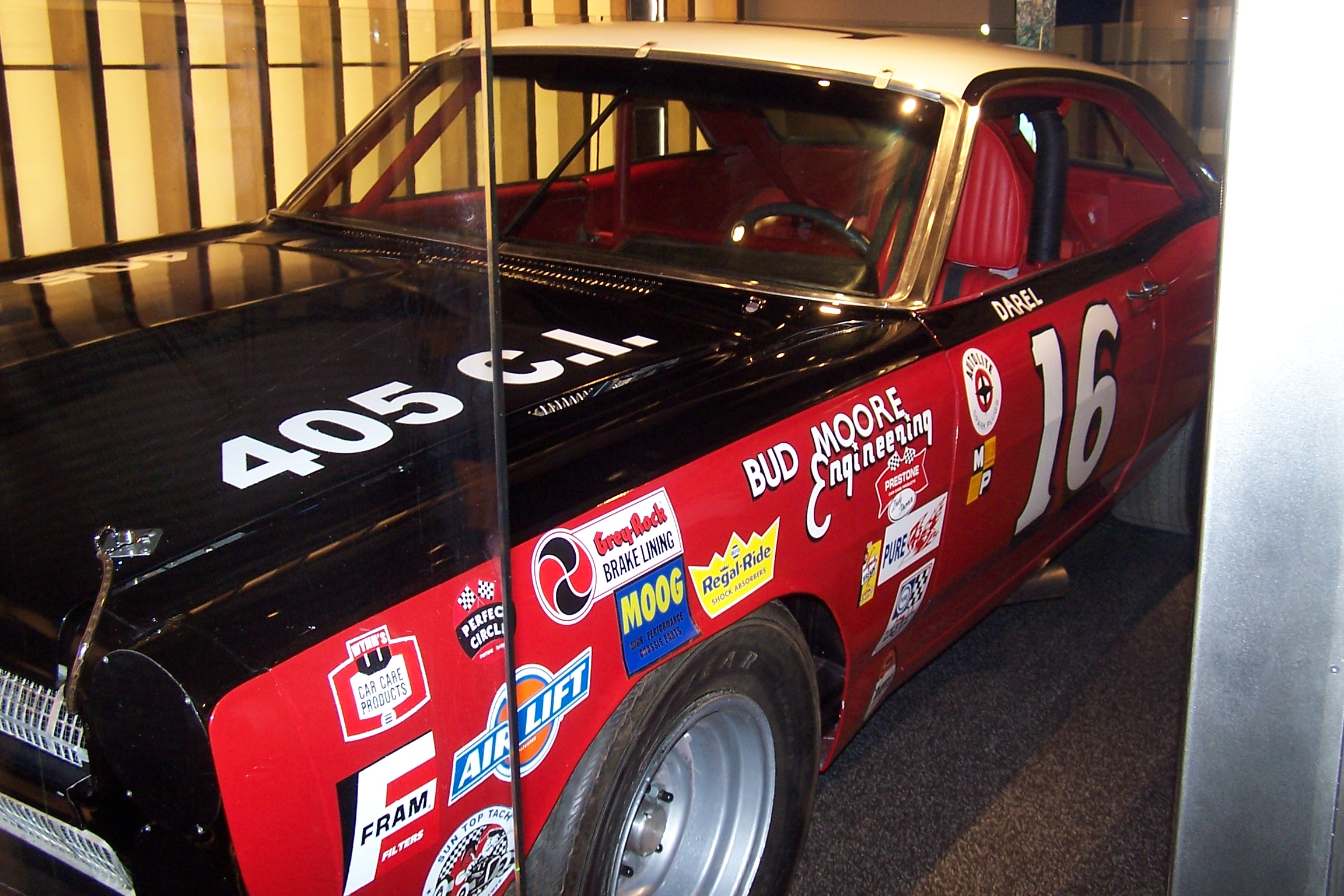 Bud Moore Comet HOF display 036