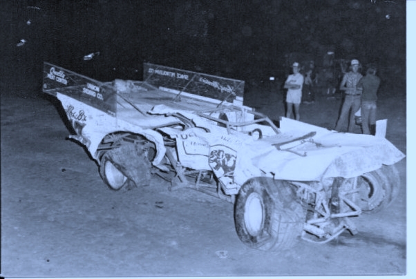 Mike Scott and (Gentle Ben) Involved In Accident 1980s’ (18)