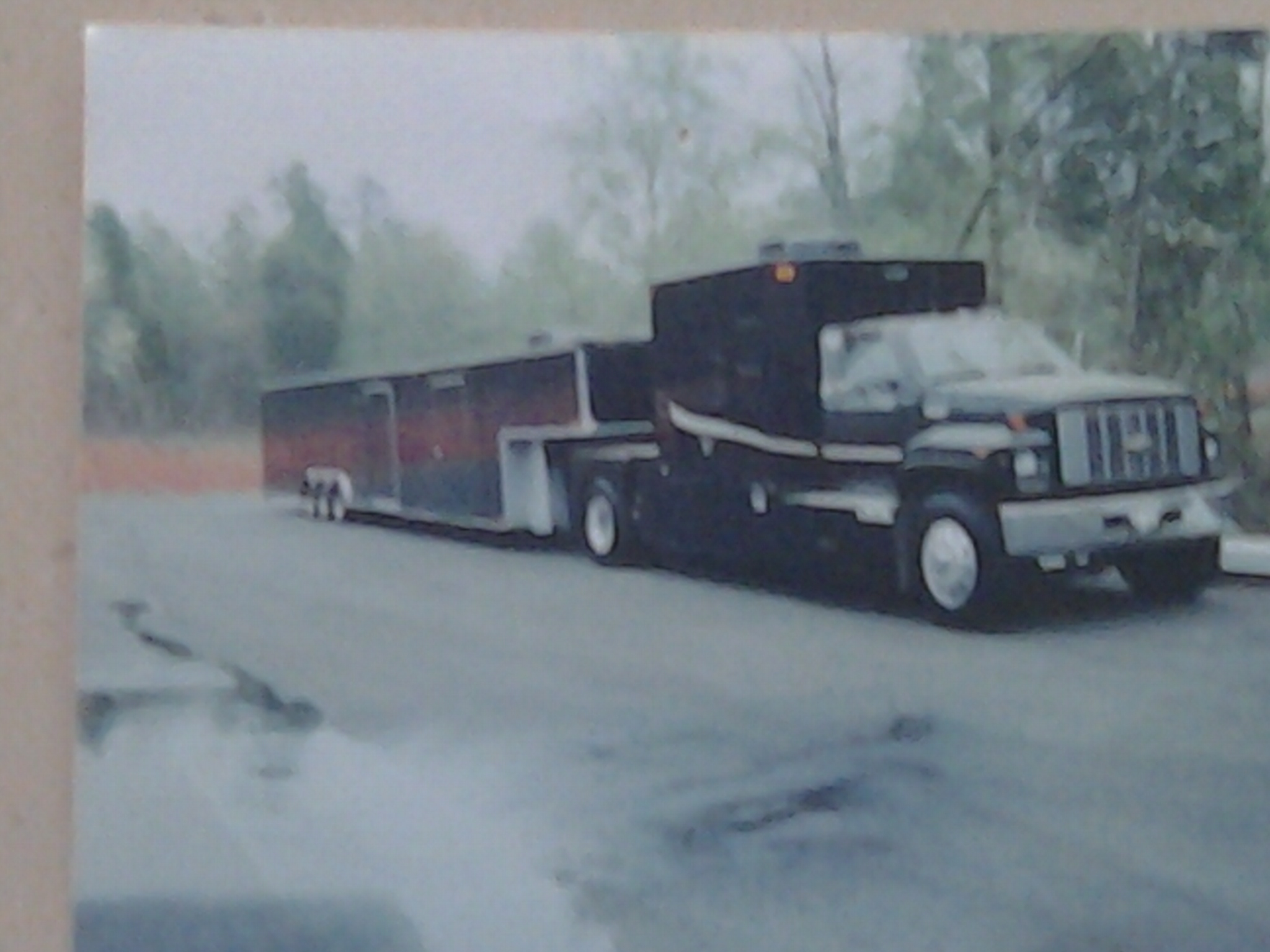 Wally Bell Hauler 2001