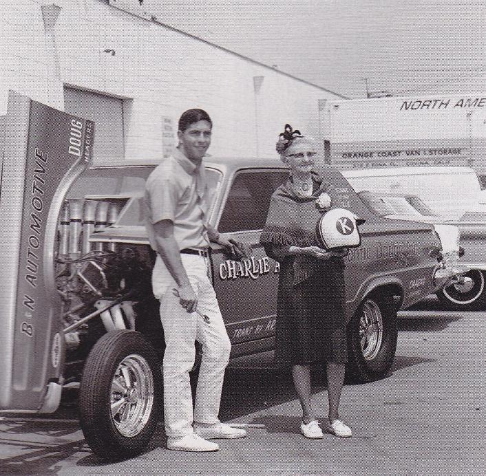 Little_Old_Lady_From_Pasadena_Charlie_Allen_photog_unk