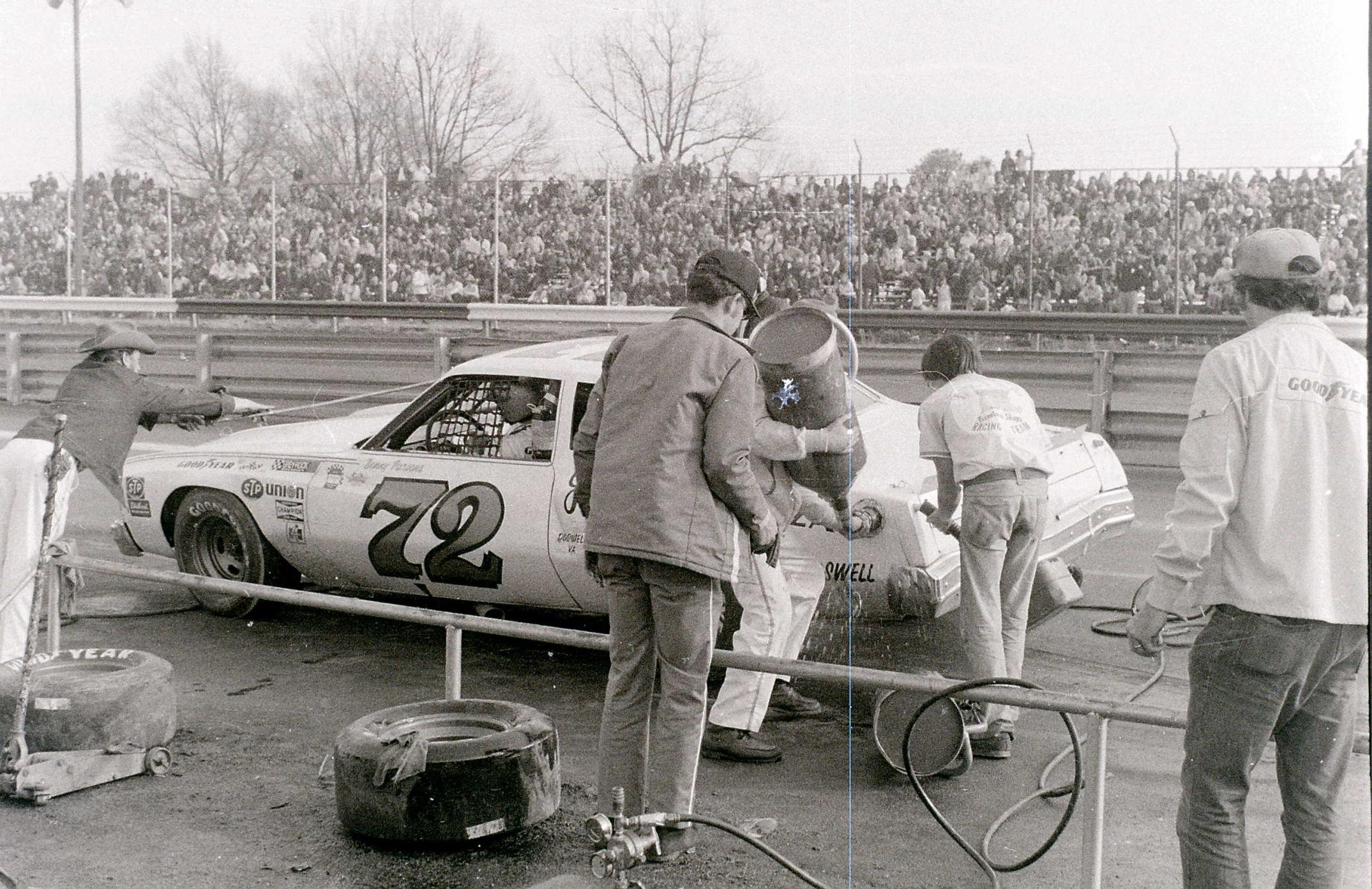 1975 BP PIT