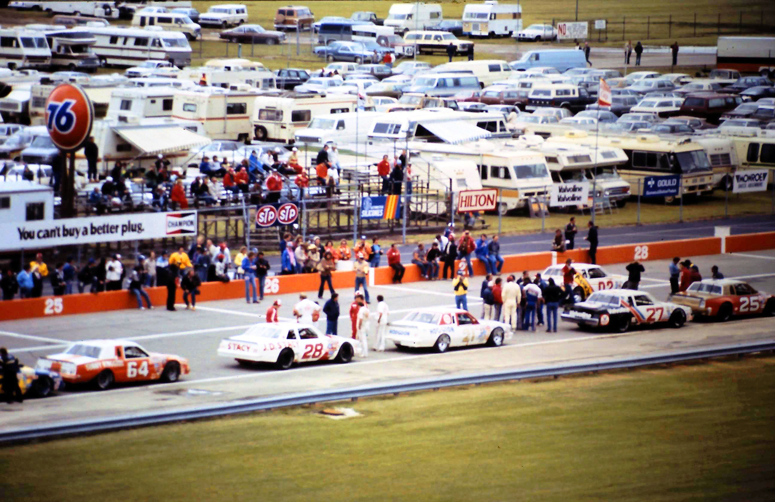 #25 Thomas #27 Yarborough #02 Martin #21 Bonnett #28 Baker #64 Gale 1982 Gabriel 400 @ Michigan