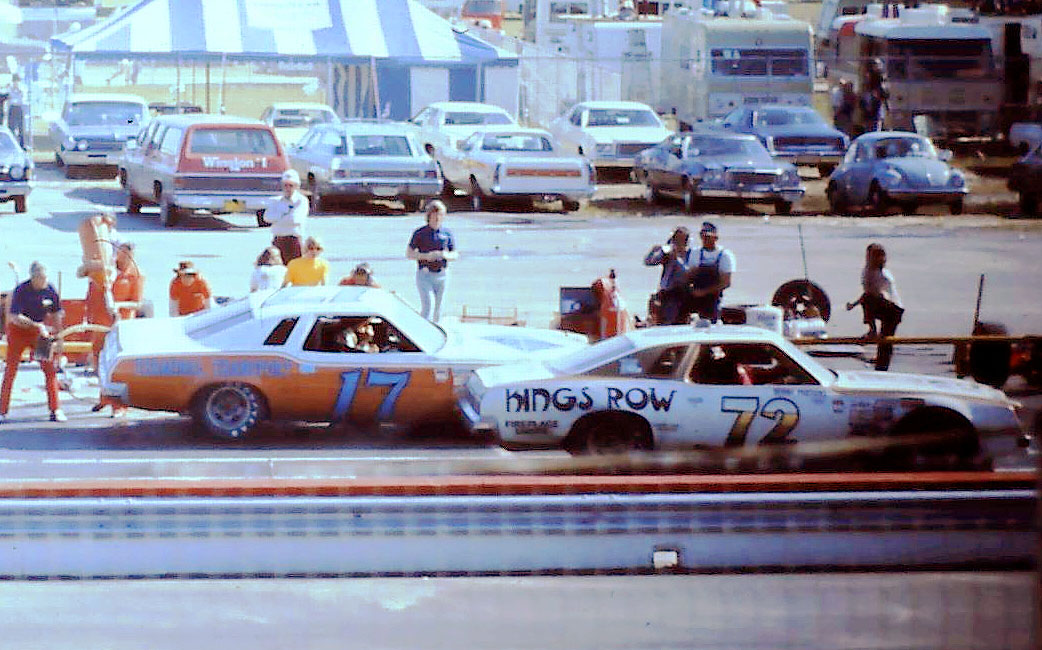 #72 Benny Parsons #17 Darrell Waltrip 1975 Rebel 500 @ Darlington
