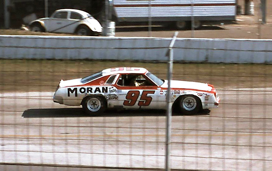 #95 Jim Hurtubise 1976 Daytona 500