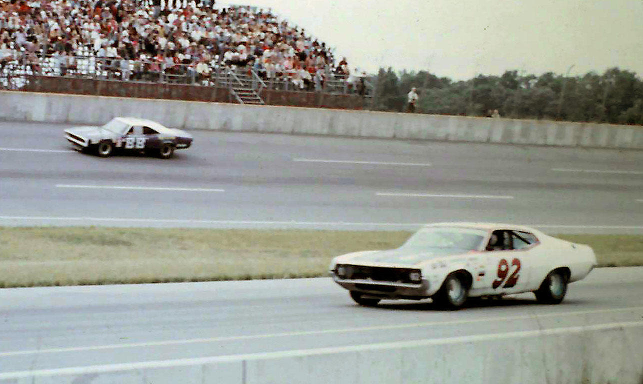 #88 Ron Keselowski #92 Larry Smith 1972 Motor State 400 @ Michigan