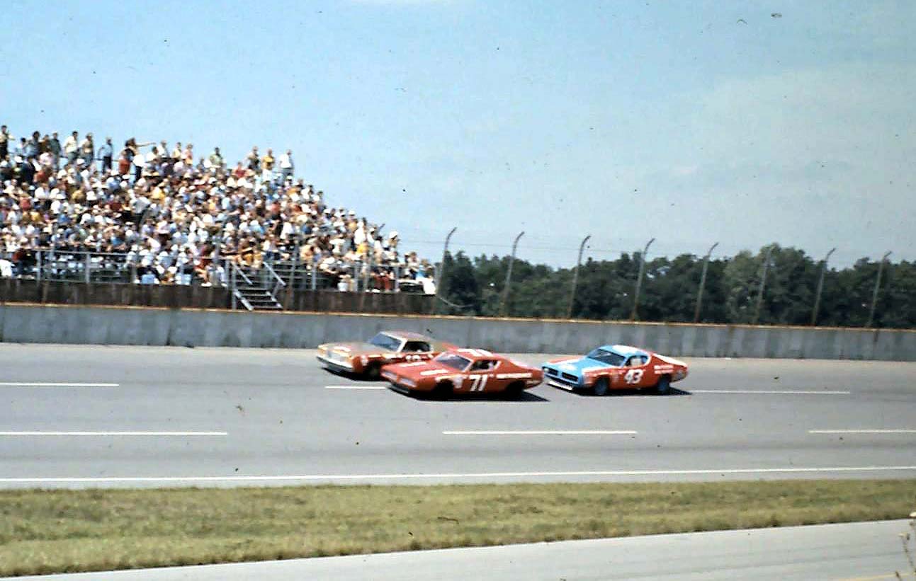#12 Bobby Allison #71 Bobby Isaac #43 Richard Petty 1972 Yankee 400 @ Michigan