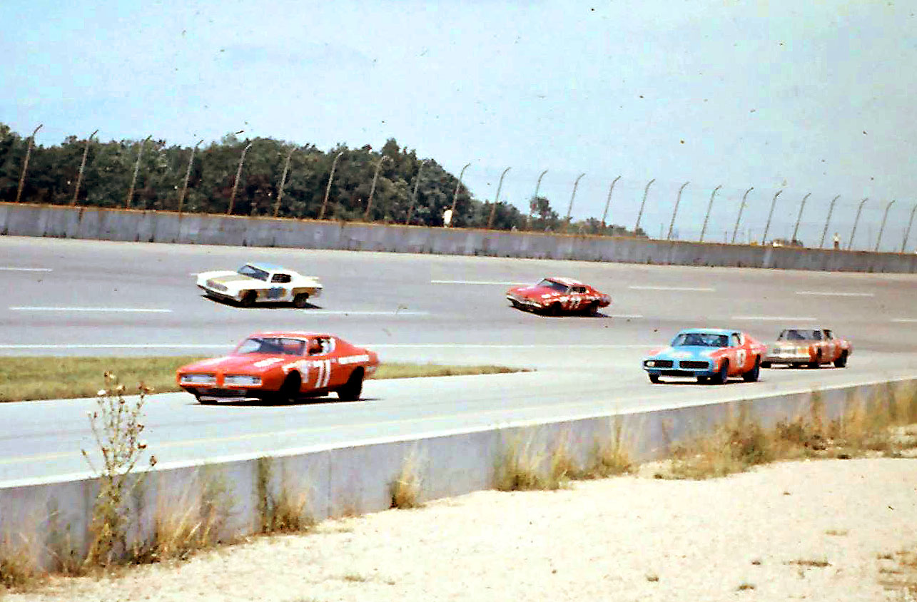 #71 Bobby Isaac #05 David Sisco #77 Charlie Roberts #43 Richard Petty #12 Bobby Allison 1972 Yankee 400 @ Michigan