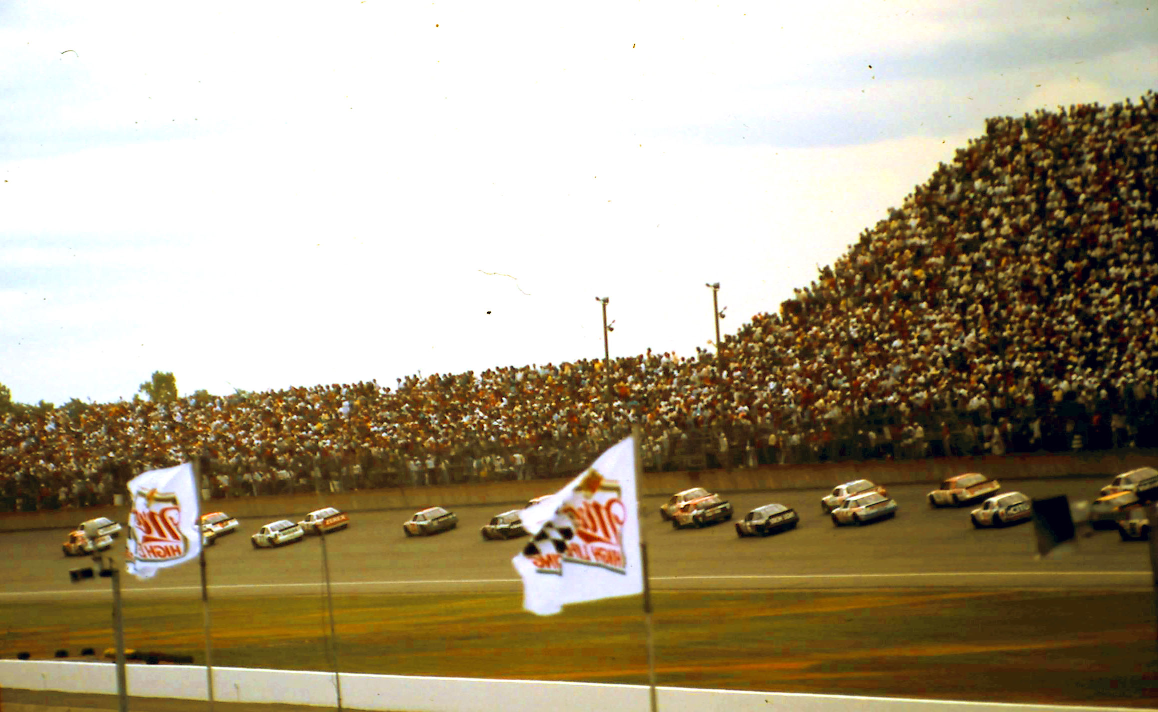 #9 Bill Elliott #5 Geoff Bodine #28 Davey Allison #17 Darrell Waltrip #7 Alan Kulwicki 1988 Miller High Life 400 @ Michigan