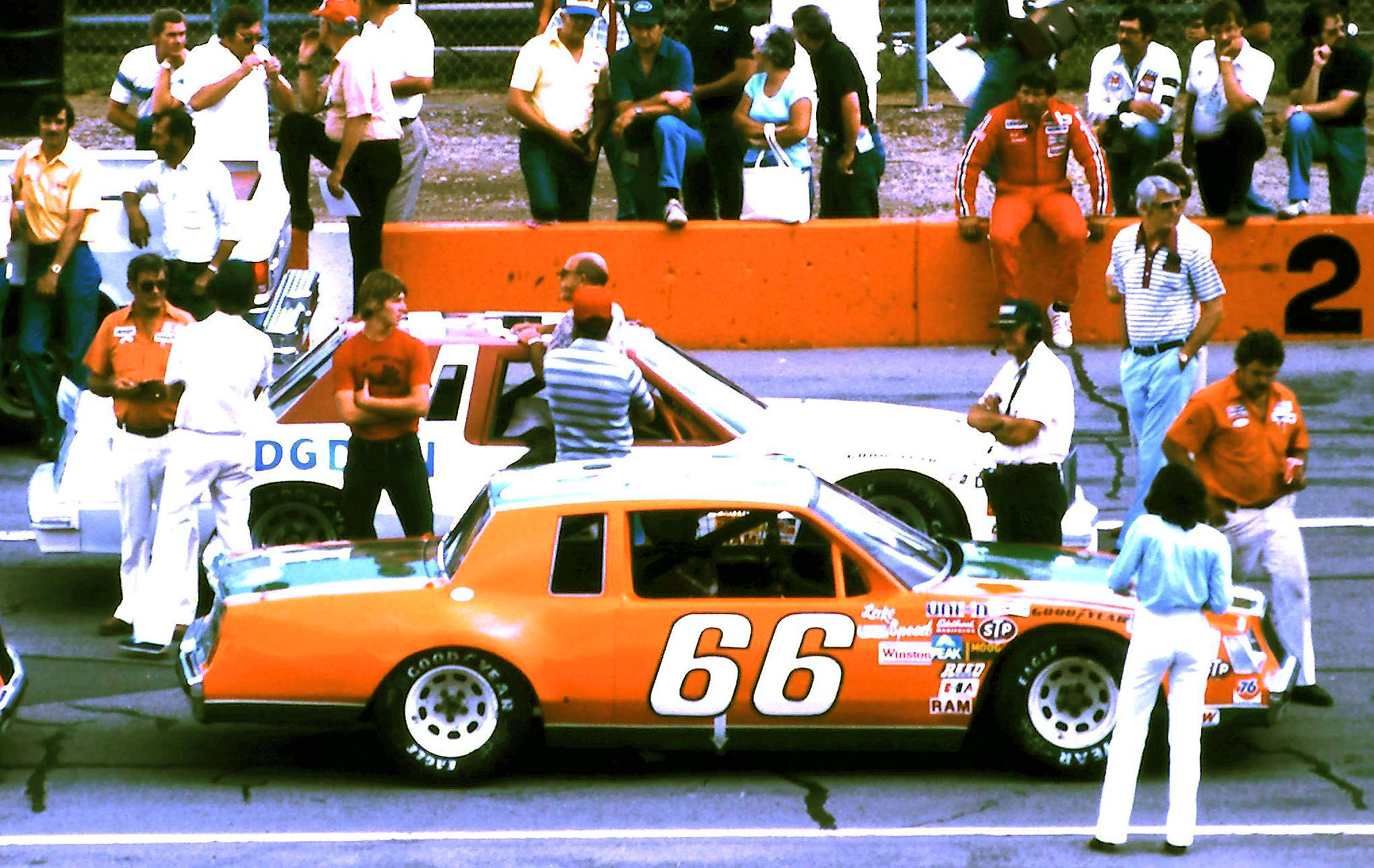 #66 Lake Speed #21 Neil Bonnett 1981 Champion Spark Plug 400 @ Michigan