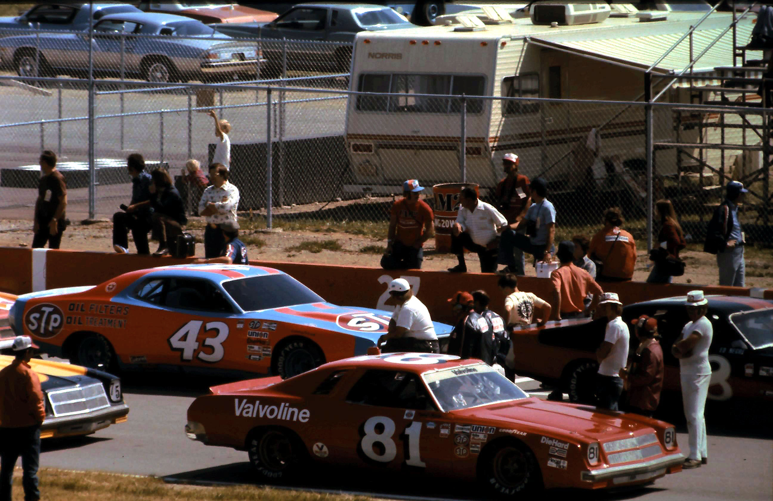 #8 Ed Negre #81 Terry Ryan #43 Richard Petty #75 Butch Hartman 1977 Champion Spark Plug 400 @ Michigan