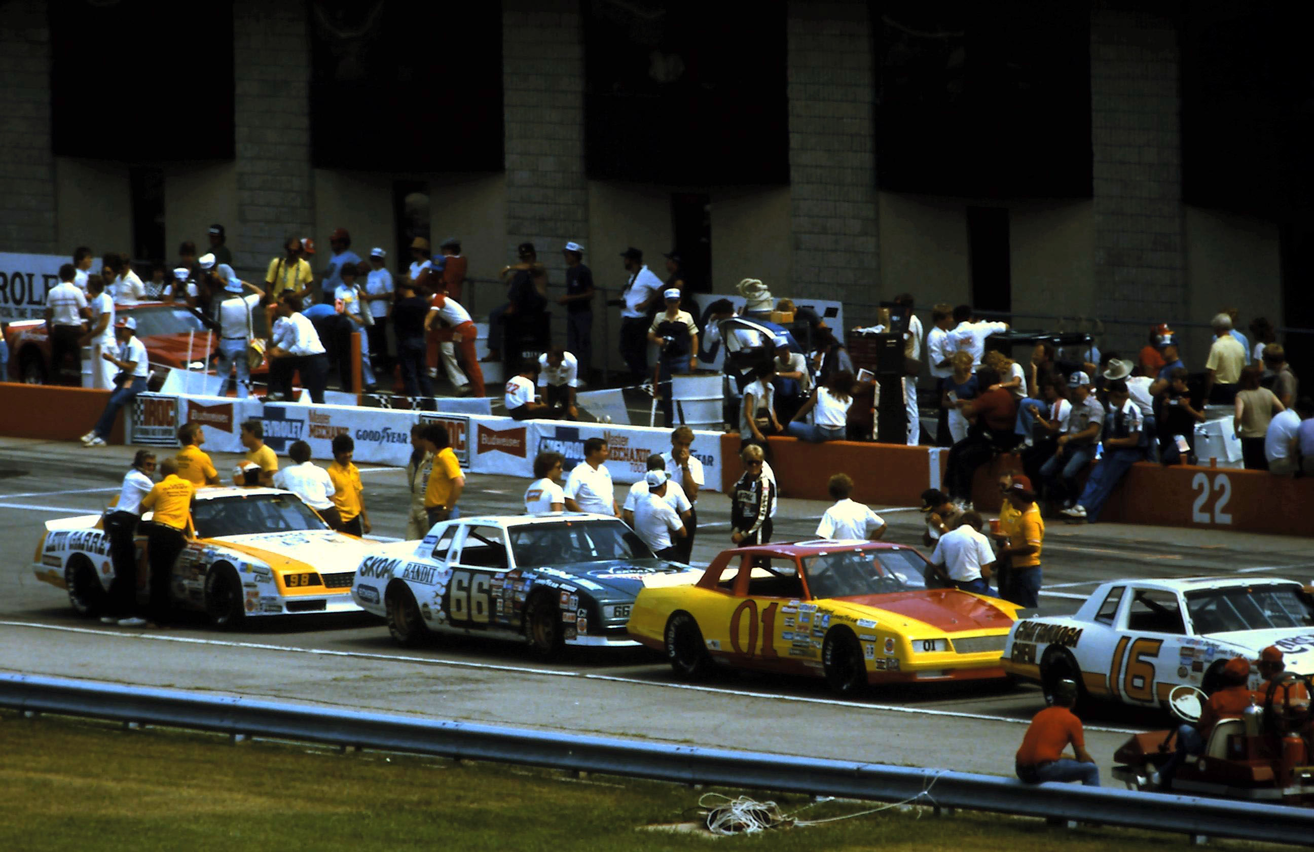 #16 David Pearson #01 Doug Heveron #66 Phil Parsons #98 Joe Ruttman 1984 Champion Spark Plug 400 @ Michigan