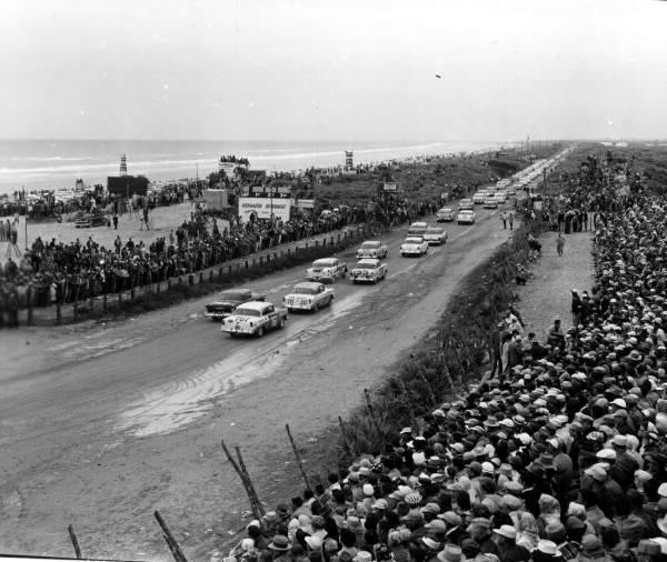 Daytona start 1956
