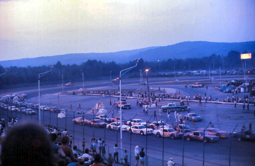 Oxford 250-1982 Starting Lineup-Hanley & Rowe Front Row