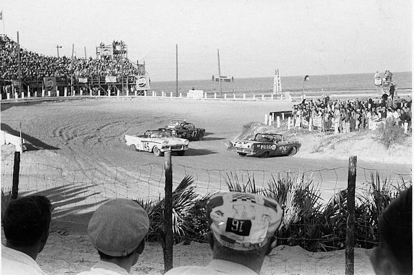 Daytona Beach 1958 Convertible Race