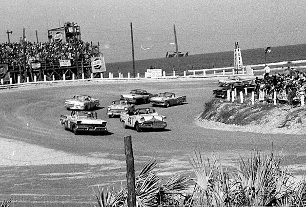 Daytona Beach 1958 Convertible Race