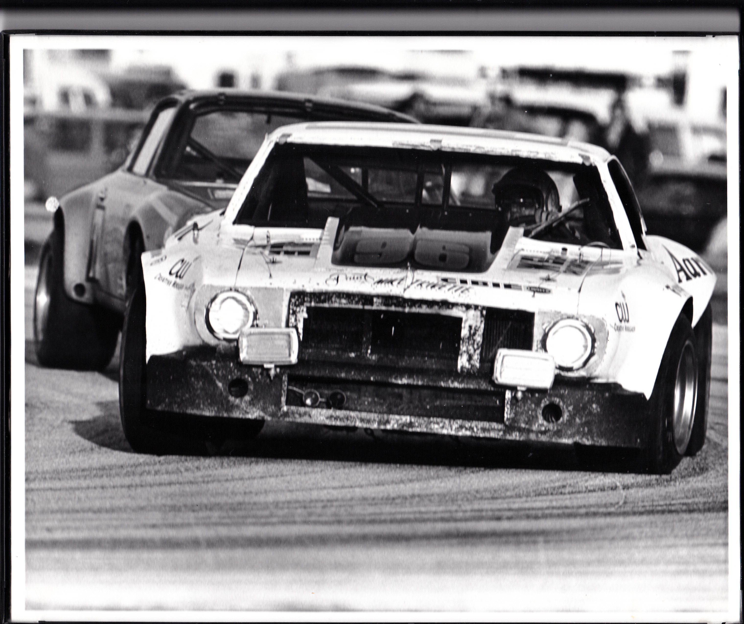 Gene Aggrivating some Porsches at Daytona